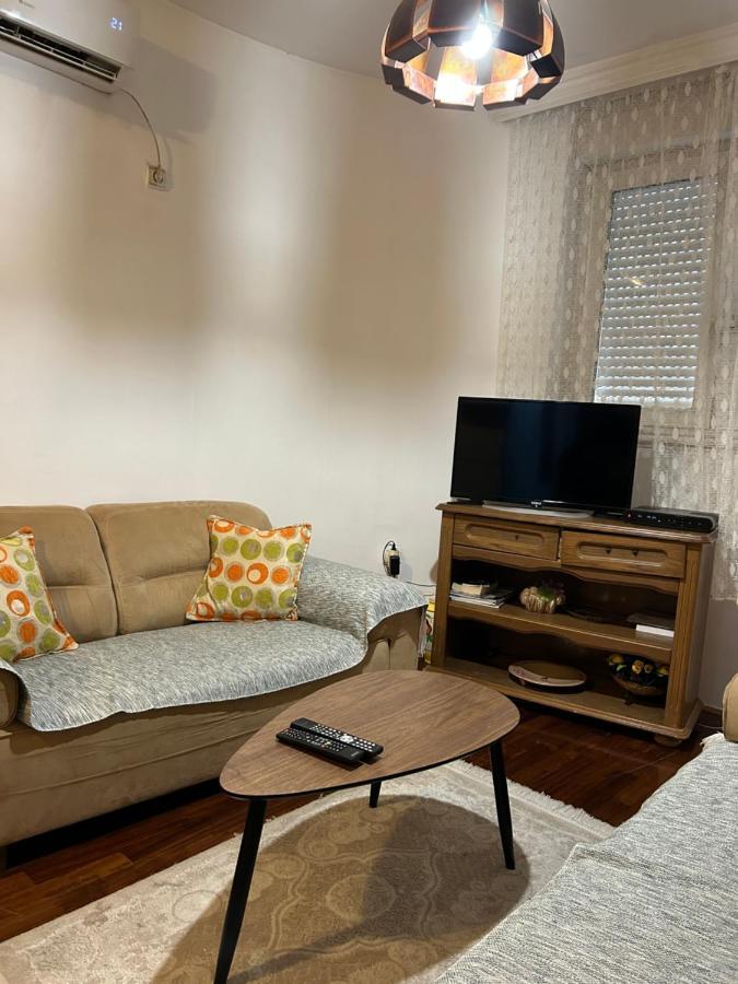 Apartment Sara بودغوريتْسا المظهر الخارجي الصورة